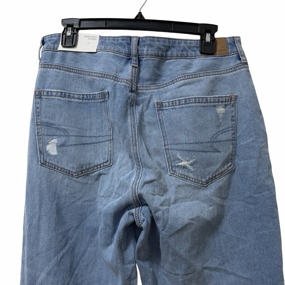 American Eagle Womens Mom High Rise Distressed Jean Size 14 / 32W Light Wash NEW - Picture 5 of 11